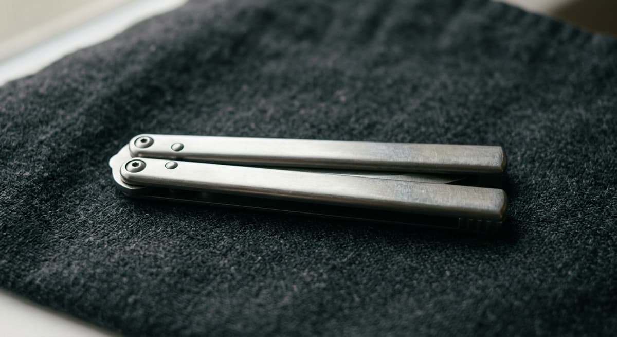 cuchillo - reglas sobre balisong